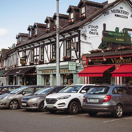 Muskerry Arms Bar And B&B Blarney Bagian luar foto