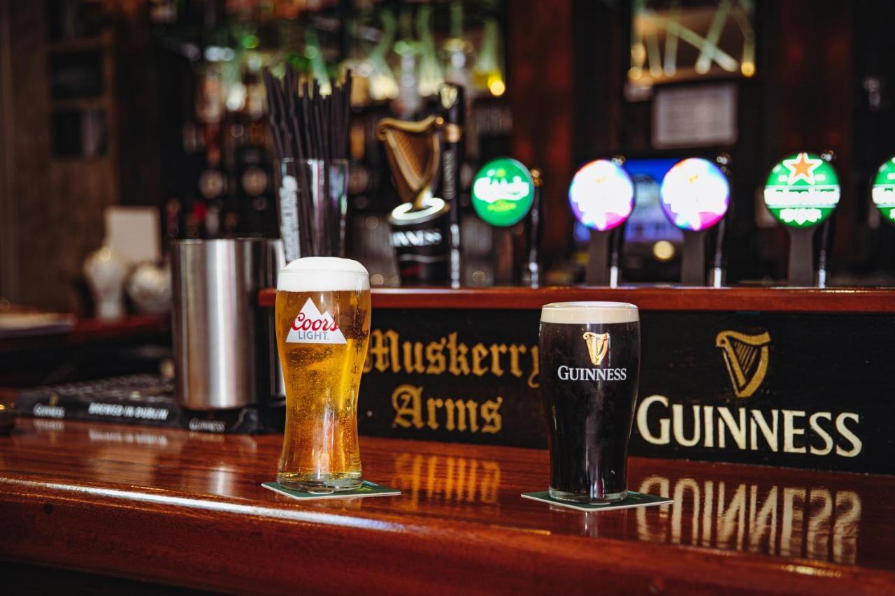 Muskerry Arms Bar And B&B Blarney Bagian luar foto