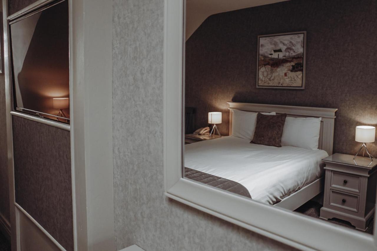 Muskerry Arms Bar And B&B Blarney Bagian luar foto