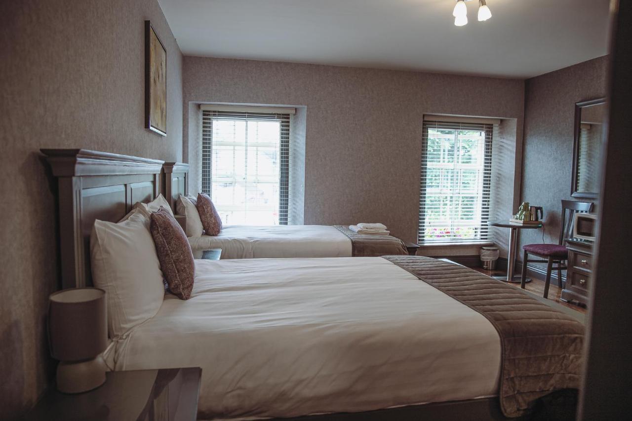 Muskerry Arms Bar And B&B Blarney Bagian luar foto