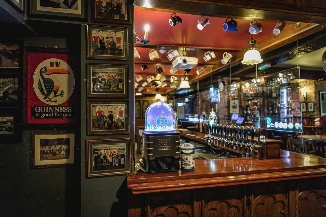 Muskerry Arms Bar And B&B Blarney Bagian luar foto