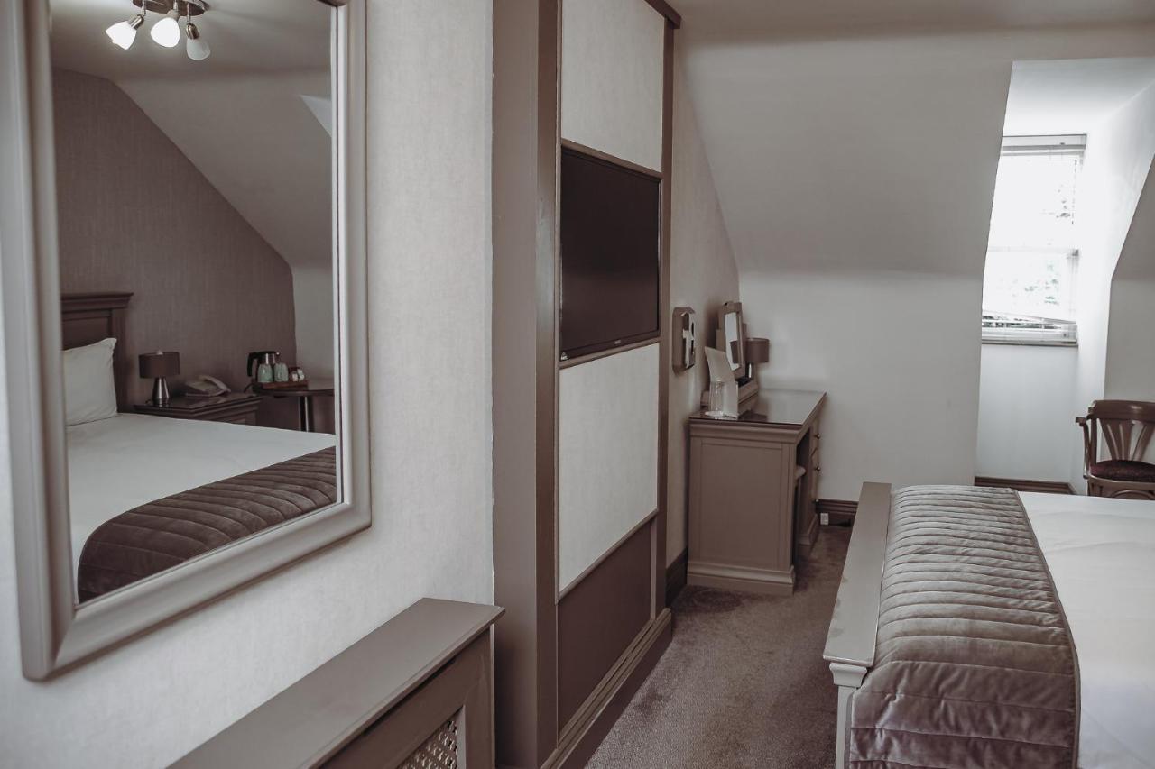 Muskerry Arms Bar And B&B Blarney Bagian luar foto
