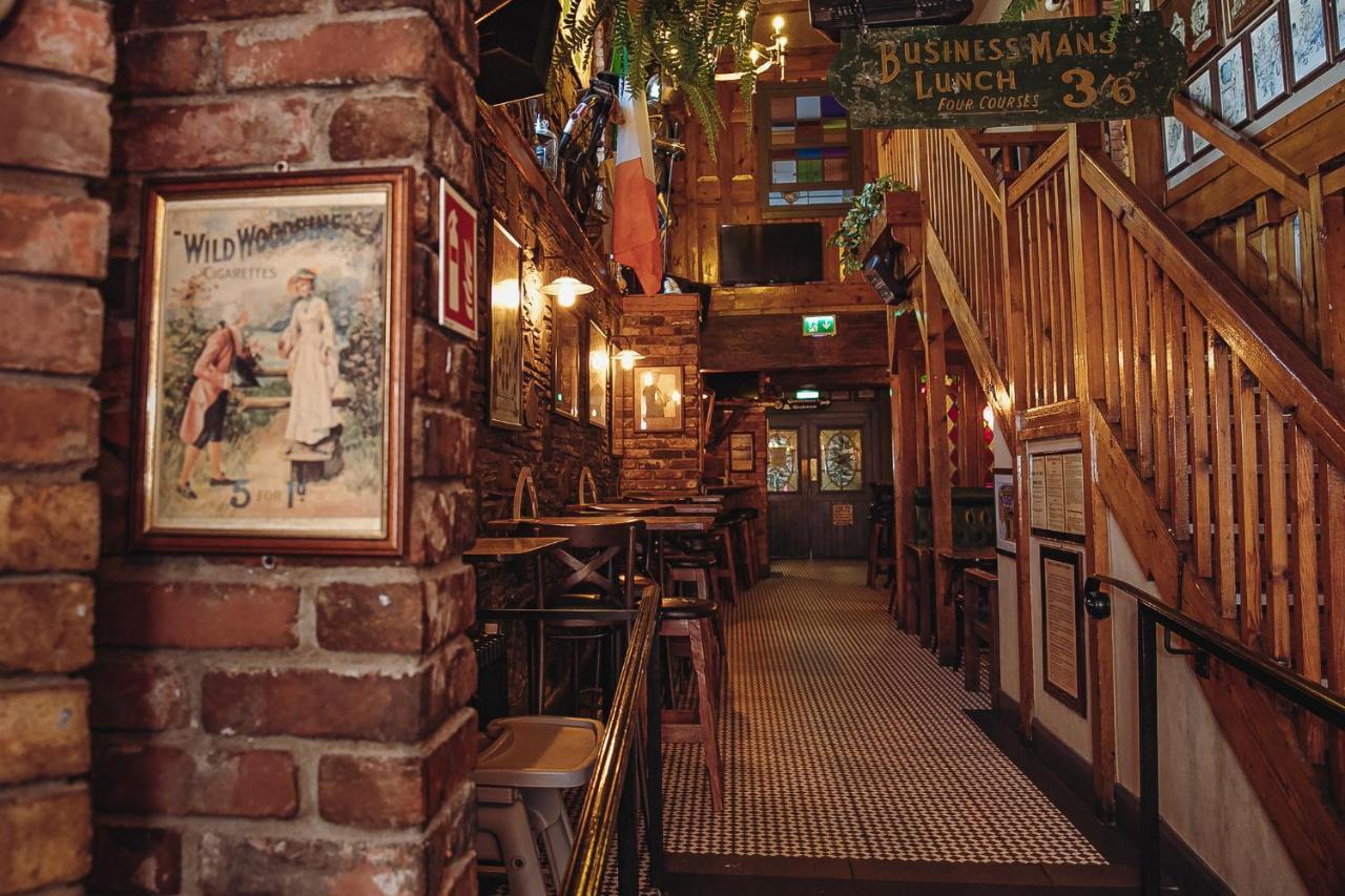Muskerry Arms Bar And B&B Blarney Bagian luar foto