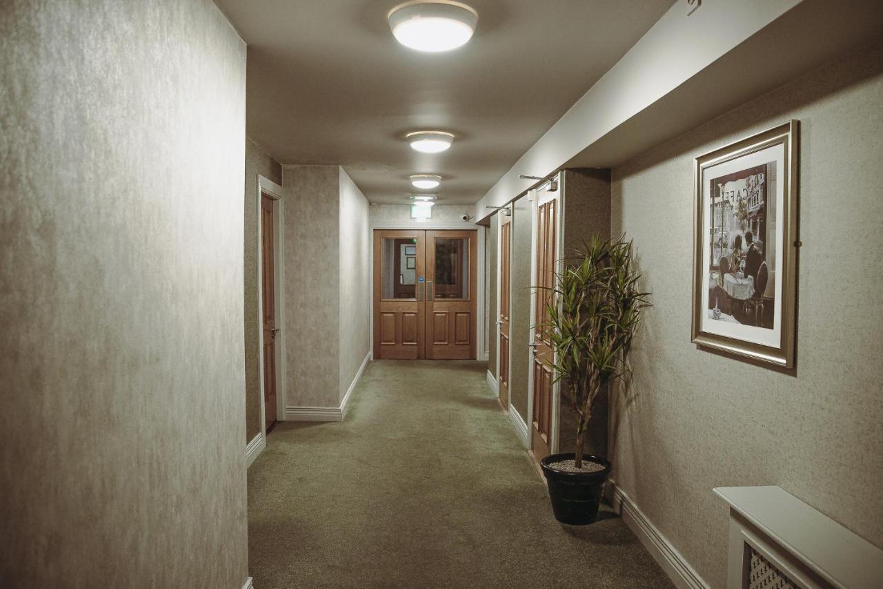 Muskerry Arms Bar And B&B Blarney Bagian luar foto