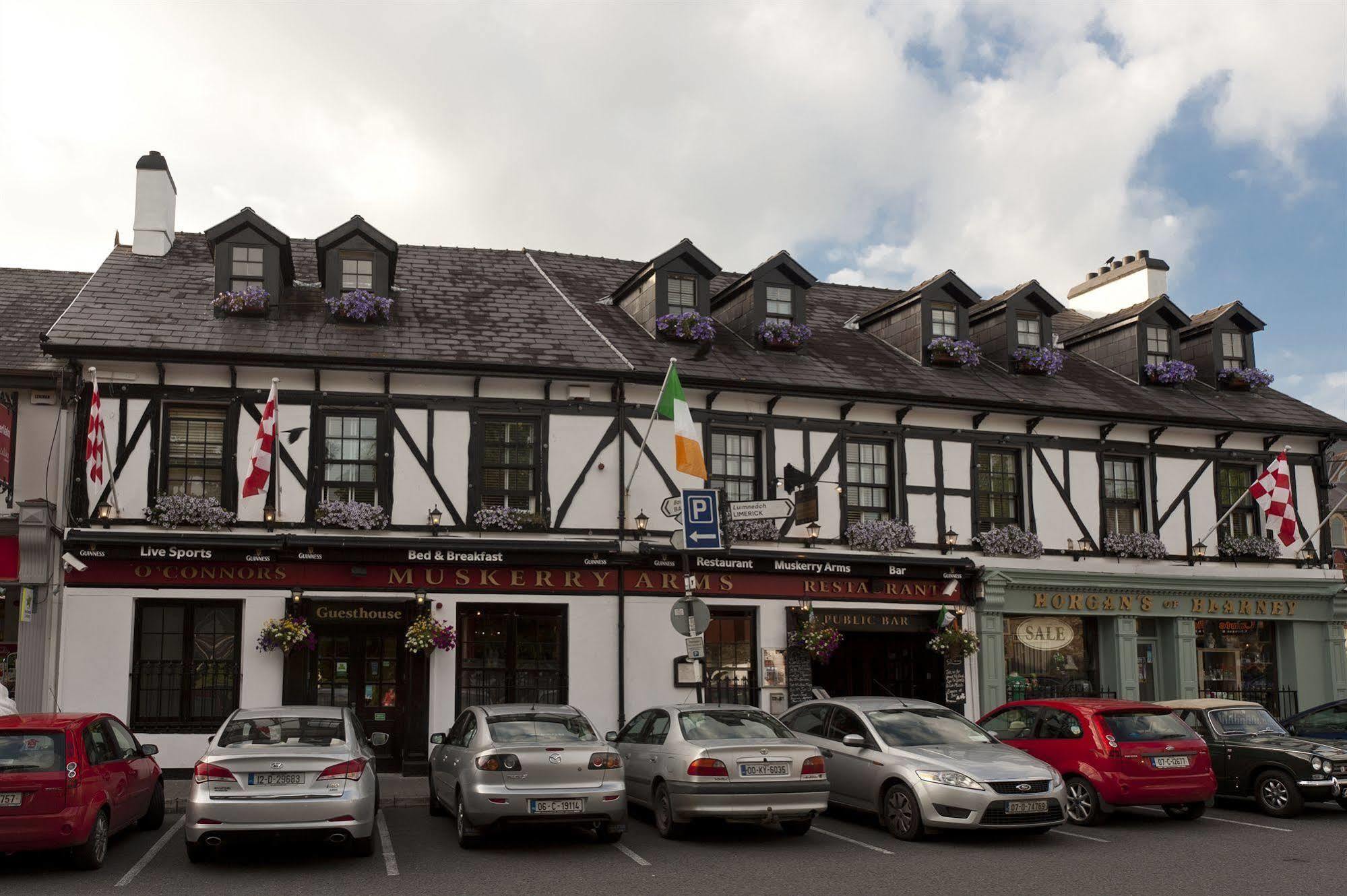 Muskerry Arms Bar And B&B Blarney Bagian luar foto