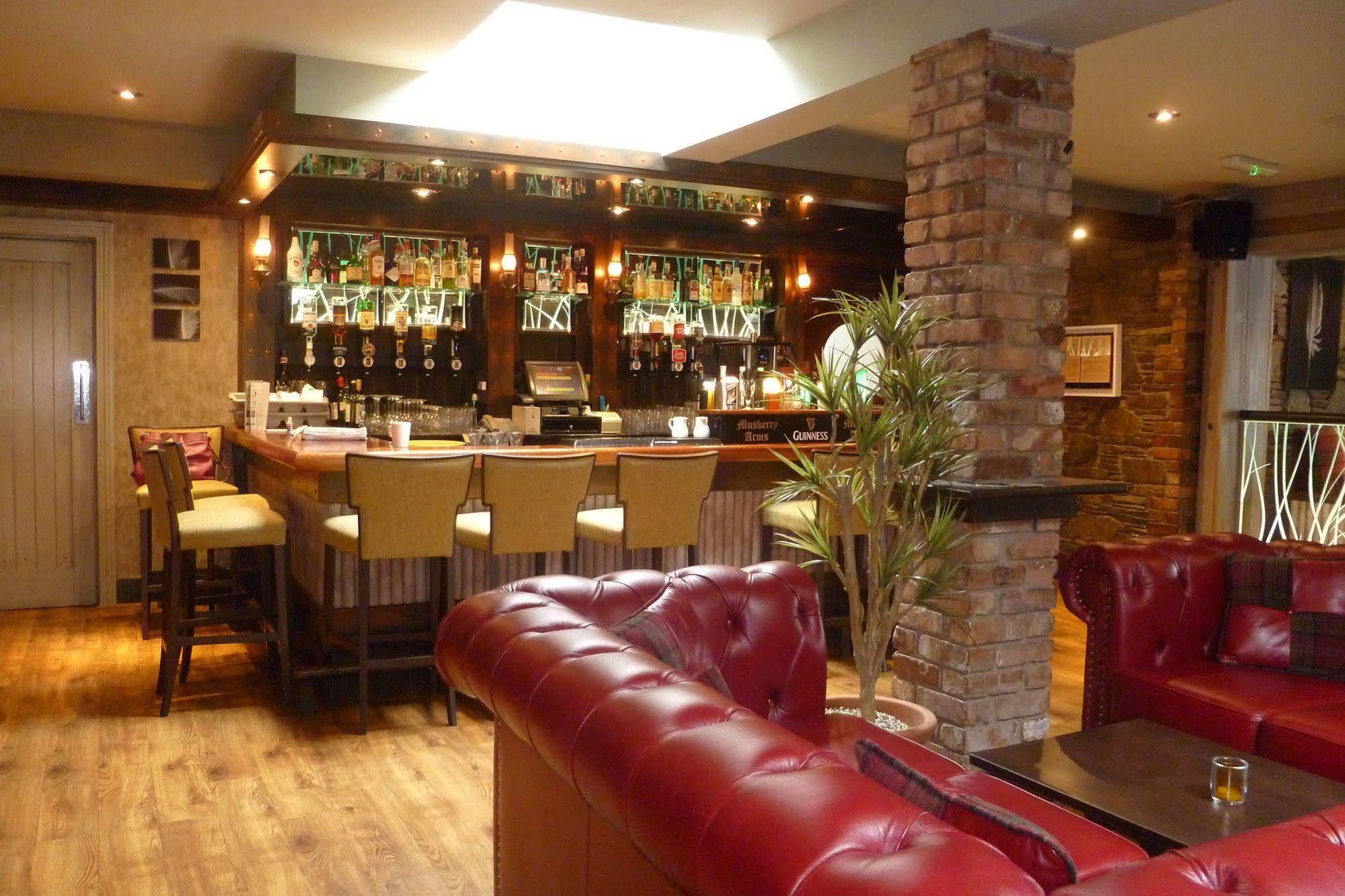 Muskerry Arms Bar And B&B Blarney Bagian luar foto